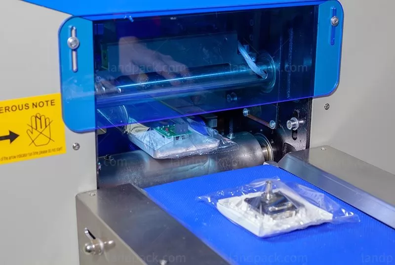 noodles packaging machine