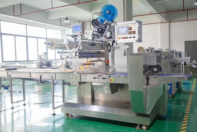 horizontal flow wrap machine