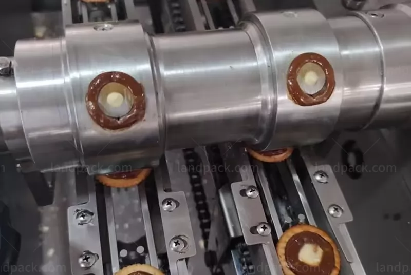 biscuit packaging machine manufacturers