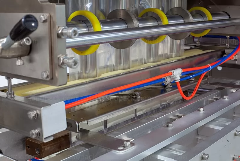 automatic sachet packing machine