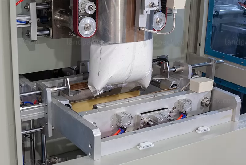 ice packaging machine