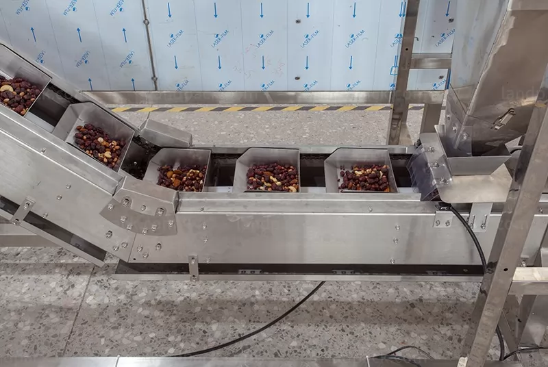 cashew packing machine