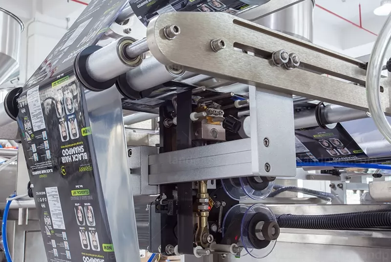 shampoo sachet packing machine