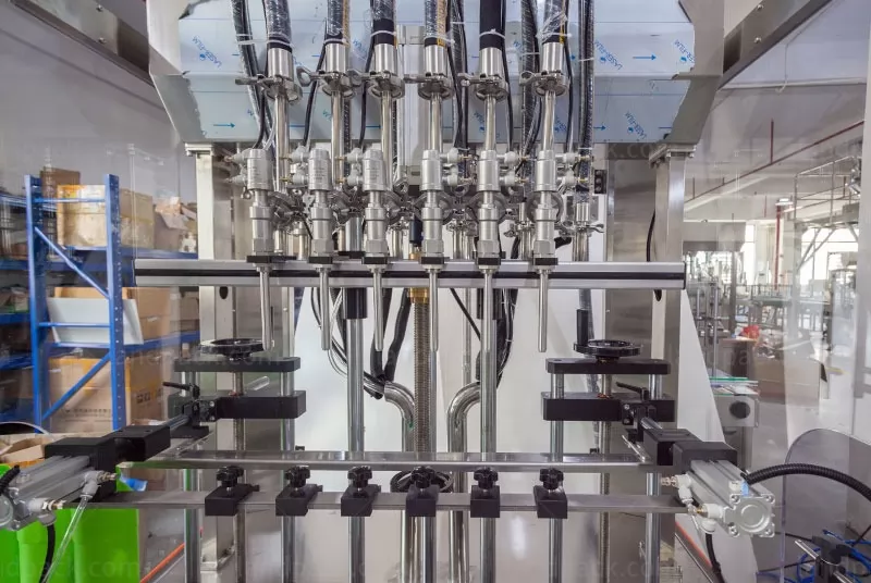 chemical bottle filling machine