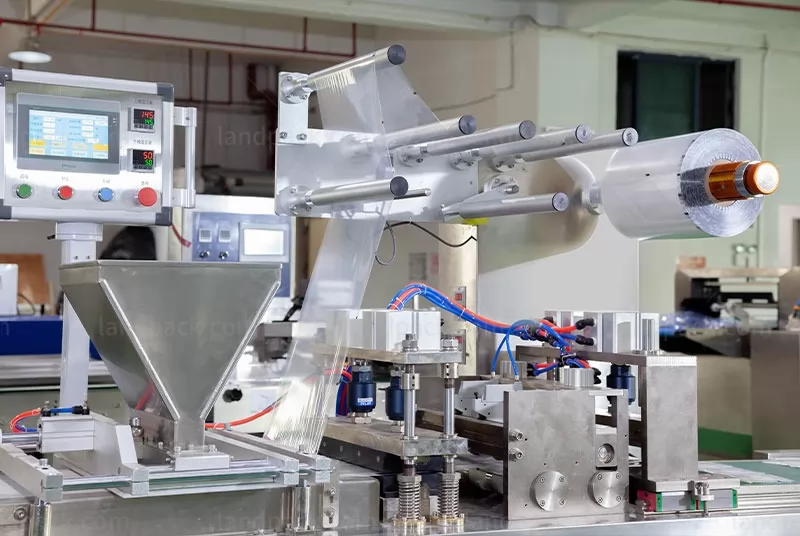 ice cube packaging machine