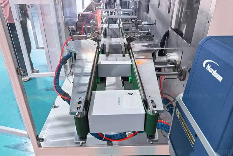 cartoning packaging machine