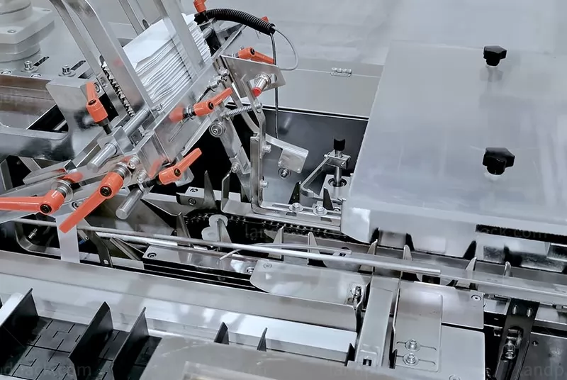 cartoner packaging machine