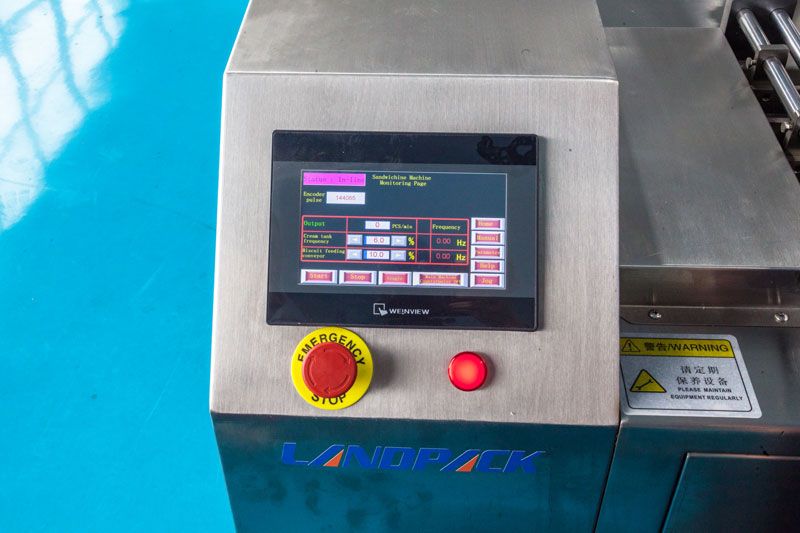 Biscuit Sandwiching Machine with Biscuit Flow Packing Machine