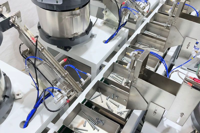 Automatic Gummy Counting Packing Machine With 10 Vibrating Feeder