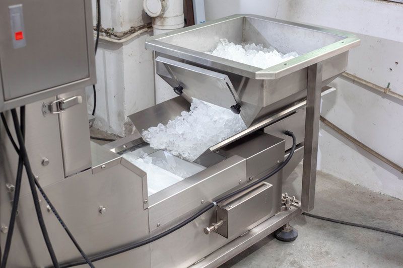 Automatic Ice Cube Pouch Weighing and Packaging Machine