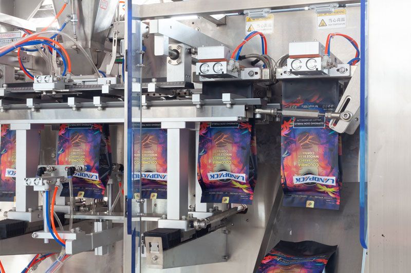 Fully Automatic M Shape Pouch Packing Machine For Granule