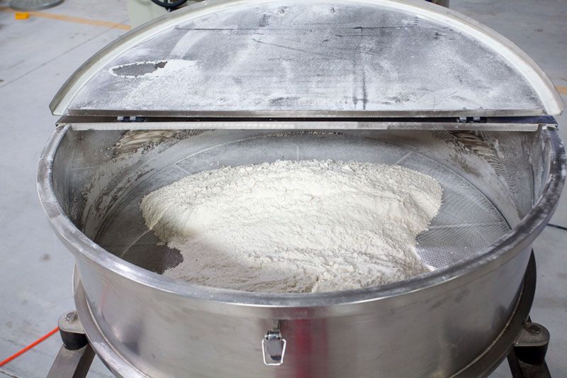 Auger Screws Feeding Conveyor